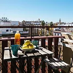 Appartamento 2 Bedroom With Terrace And Views *