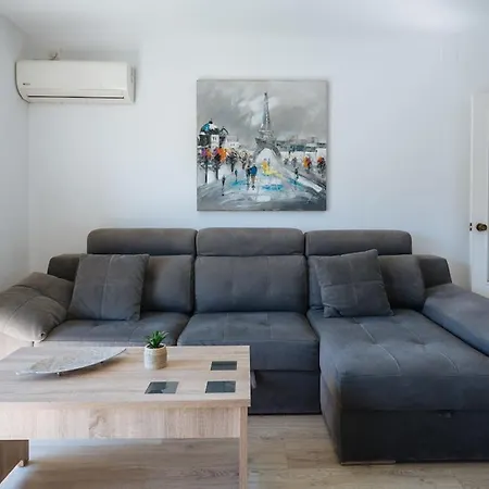 2 Bedroom With Terrace And Views Sevilla