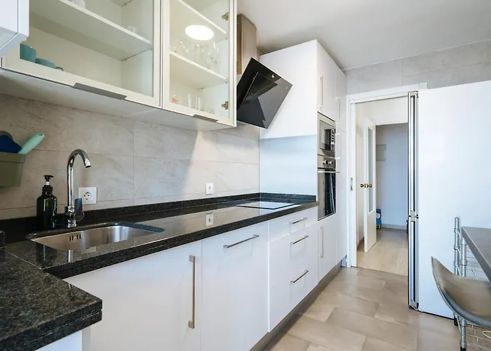 2 Bedroom With Terrace And Views Lejlighed