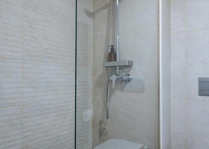 Lejlighed 2 Bedroom With Terrace And Views
